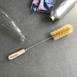 SORVOLINO IN LEGNO <br> PULISCI BOTTIGLIE E BORRACCE <br> COD: APCB1 <br> 6.00 €